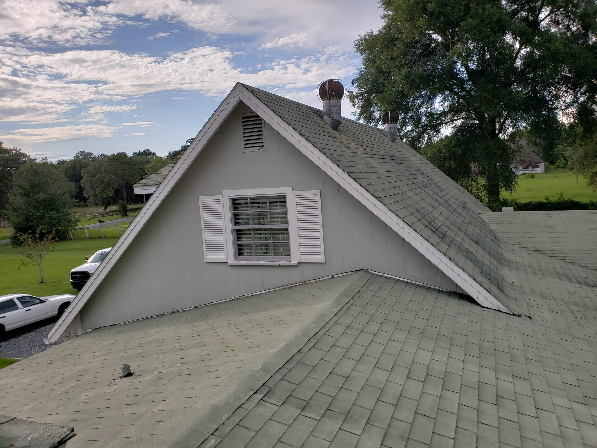 Shingle roof before its metal roof replacement